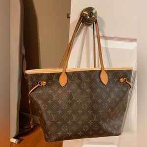 Authentic Louis Vuitton Neverfull MM